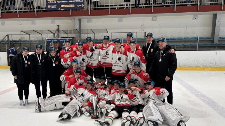 Kotroczó Dominik aranyérmet nyert Prágában a magyar U14-es válogatottal